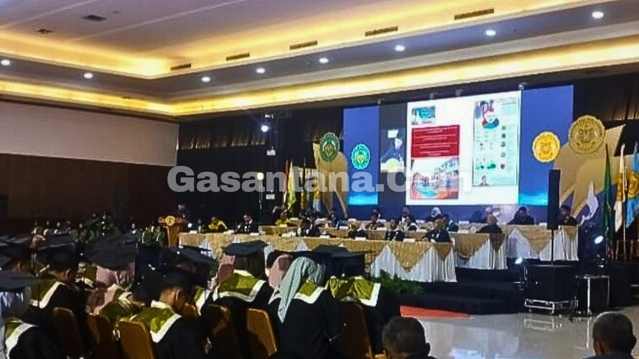 Hari Bersejarah di UNPER Tasikmalaya | 875 Sarjana Dilantik, Wisuda ke-8 Penuh Haru dan Kebanggaan